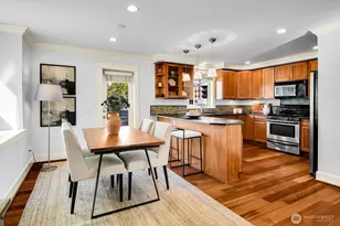 3835a Interlake Ave N, Seattle, WA 98103 - Photo 12