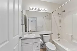 4343 Roosevelt Way NE, Seattle, WA 98105 - Photo 20