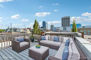 4343 Roosevelt Way NE, Seattle, WA 98105 - Photo 24