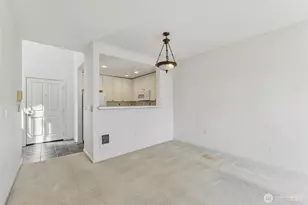 4343 Roosevelt Way NE, Seattle, WA 98105 - Photo 12