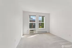 4343 Roosevelt Way NE, Seattle, WA 98105 - Photo 16