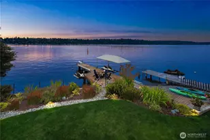 13031 Holmes Point Dr NE, Kirkland, WA 98034 - Photo 2
