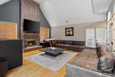 1018 254th Avenue NE, Redmond, WA 98074 - Photo 10