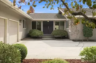 2137 Sunrise Cir, Wenatchee, WA 98801 - Photo 4