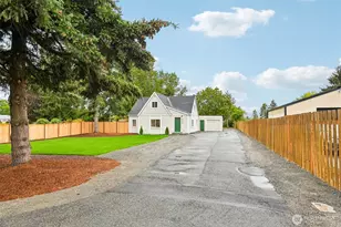 10522 22nd Ave E, Tacoma, WA 98445 - Photo 4