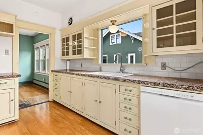 1010 Rucker Avenue, Everett, WA 98201 - Photo 14