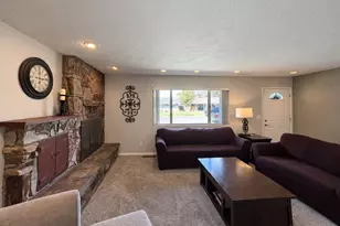 808 E Oak St, Othello, WA 99344 - Photo 32