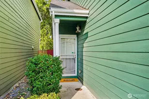 11206 6th Ave E, Tacoma, WA 98445 - Photo 4