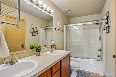 11206 6th Avenue E, Tacoma, WA 98445 - Photo 30