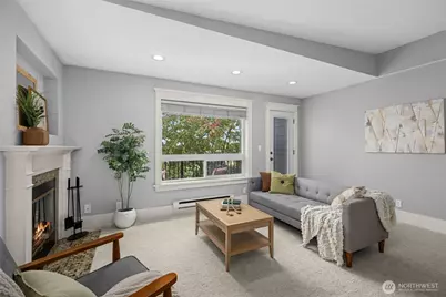 11223 Corliss Avenue N #301, Seattle, WA 98133 - Photo 4