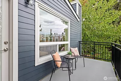 11223 Corliss Avenue N #301, Seattle, WA 98133 - Photo 14