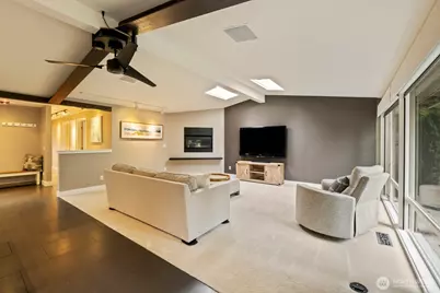 16626 SE 9th Street, Bellevue, WA 98008 - Photo 10