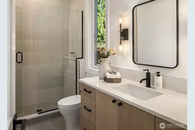 1706 111th Avenue NE, Bellevue, WA 98004 - Photo 38