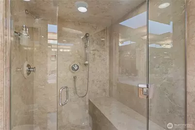 101 99th Avenue NE #301, Bellevue, WA 98004 - Photo 32