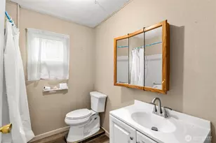 1124 Lincoln St, Hoquiam, WA 98550 - Photo 12