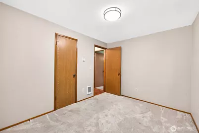 104 Barbara Lane, Everett, WA 98203 - Photo 18