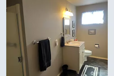 6817 129th Place SE, Bellevue, WA 98006 - Photo 4