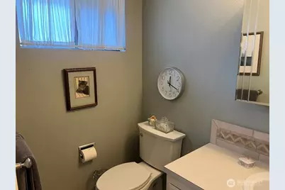 6817 129th Place SE, Bellevue, WA 98006 - Photo 8