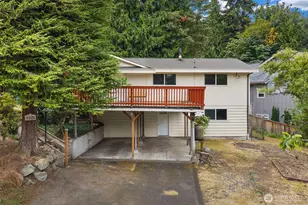 18061 28th Ave NE, Lake Forest Park, WA 98155 - Photo 1