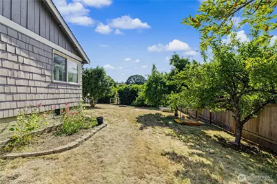 503 Gove Street, Steilacoom, WA 98388 - Photo 22