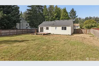 15903 95th Avenue Ct E, Puyallup, WA 98375 - Photo 8