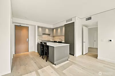 2510 6th Avenue #1403, Seattle, WA 98121 - Photo 32