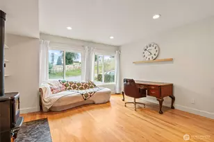 9682 Beacon Ave S, Seattle, WA 98118 - Photo 6