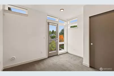 7459 Woodlawn Avenue NE #A, Seattle, WA 98115 - Photo 12