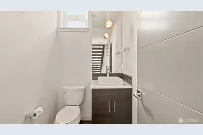 7459 Woodlawn Avenue NE #A, Seattle, WA 98115 - Photo 10