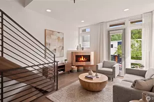7459 Woodlawn Ave NE, Seattle, WA 98115 - Photo 2