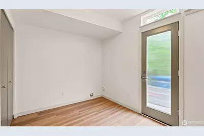 7459 Woodlawn Avenue NE #A, Seattle, WA 98115 - Photo 18