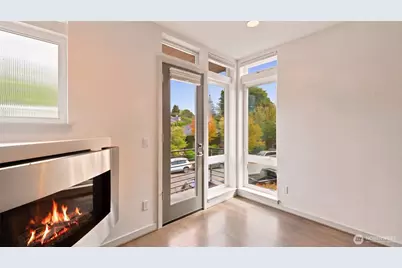7459 Woodlawn Avenue NE #A, Seattle, WA 98115 - Photo 4