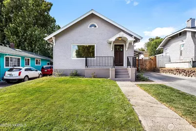 218 S 15th Avenue, Yakima, WA 98902 - Photo 1