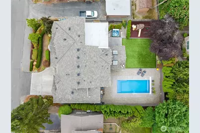 9831 NE 16th Street, Bellevue, WA 98004 - Photo 40