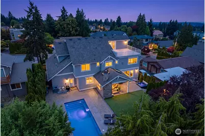 9831 NE 16th Street, Bellevue, WA 98004 - Photo 2