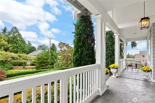 9831 NE 16th St, Bellevue, WA 98004 - Photo 12