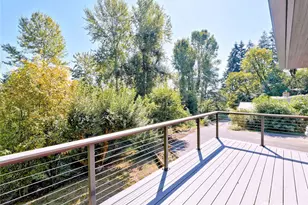 8004 S 134th St, Seattle, WA 98178 - Photo 2