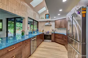 1805 Village Green Dr, Mill Creek, WA 98012 - Photo 8