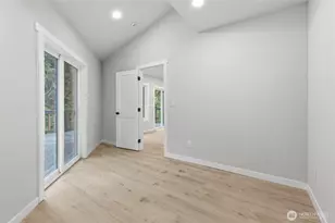 10953 N Madison Ave NE, Bainbridge Island, WA 98110 - Photo 14