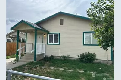 313 N G" Street, Toppenish, WA 98948 - Photo 2