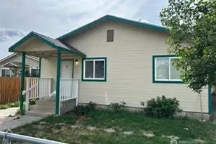 313 N G St, Toppenish, WA 98948 - Photo 2