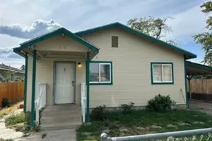 313 N G St, Toppenish, WA 98948 - Photo 1