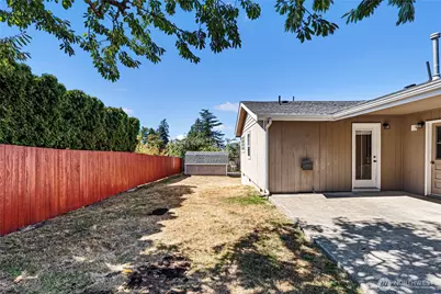 210 Champion Street, Steilacoom, WA 98388 - Photo 32