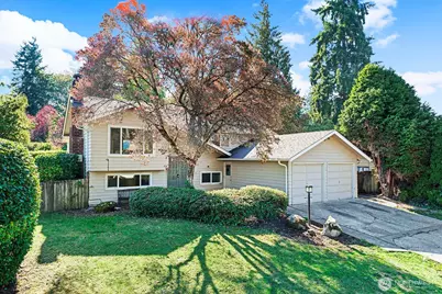 14221 SE 10th Place, Bellevue, WA 98007 - Photo 2