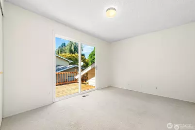 14221 SE 10th Place, Bellevue, WA 98007 - Photo 10