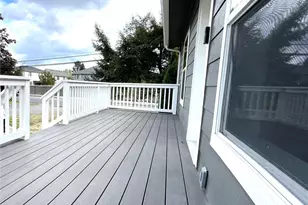 1311 104th St E, Tacoma, WA 98445 - Photo 2