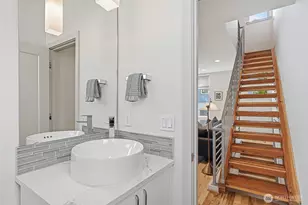 4314 Whitman Ave N, Seattle, WA 98103 - Photo 14