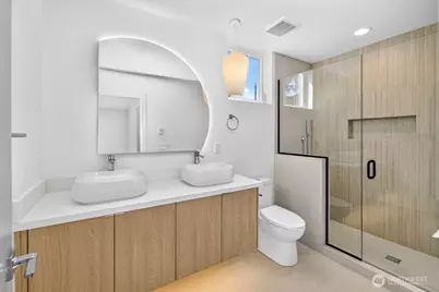 1218 NE 100th Street, Seattle, WA 98125 - Photo 20