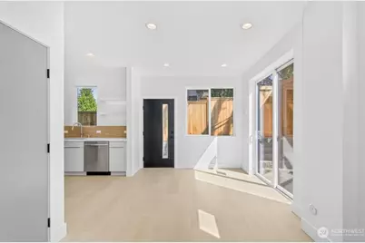 1218 NE 100th Street, Seattle, WA 98125 - Photo 8