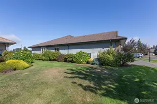 80 Cascadia Loop, Sequim, WA 98382 - Photo 4